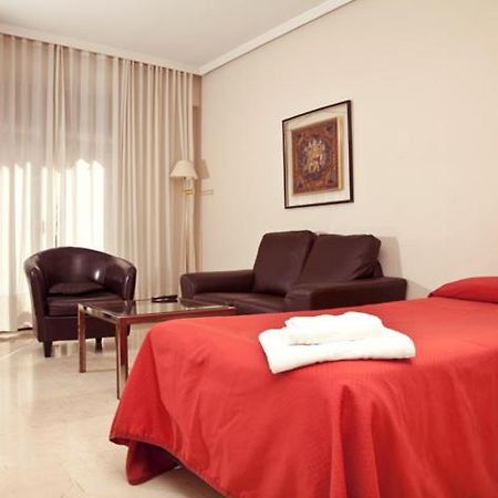 Apartamentos Olano C.B. Madrid Exterior foto