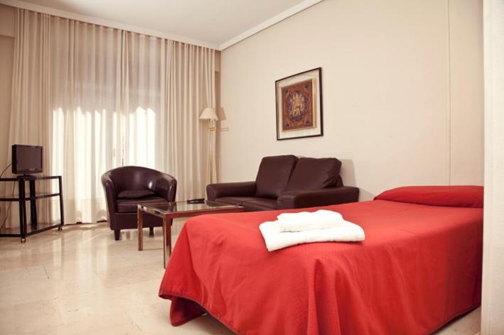 Apartamentos Olano C.B. Madrid Exterior foto